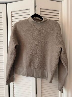 REI Cozy Taupe Sherpa Pullover Sweatshirt